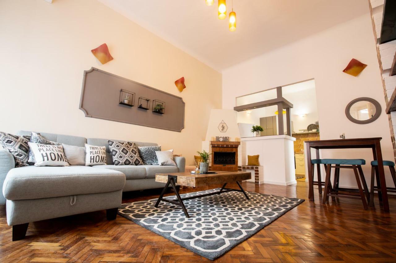 Art Downtown Alecsandri St Luxury Apartment 拉迪亚 外观 照片