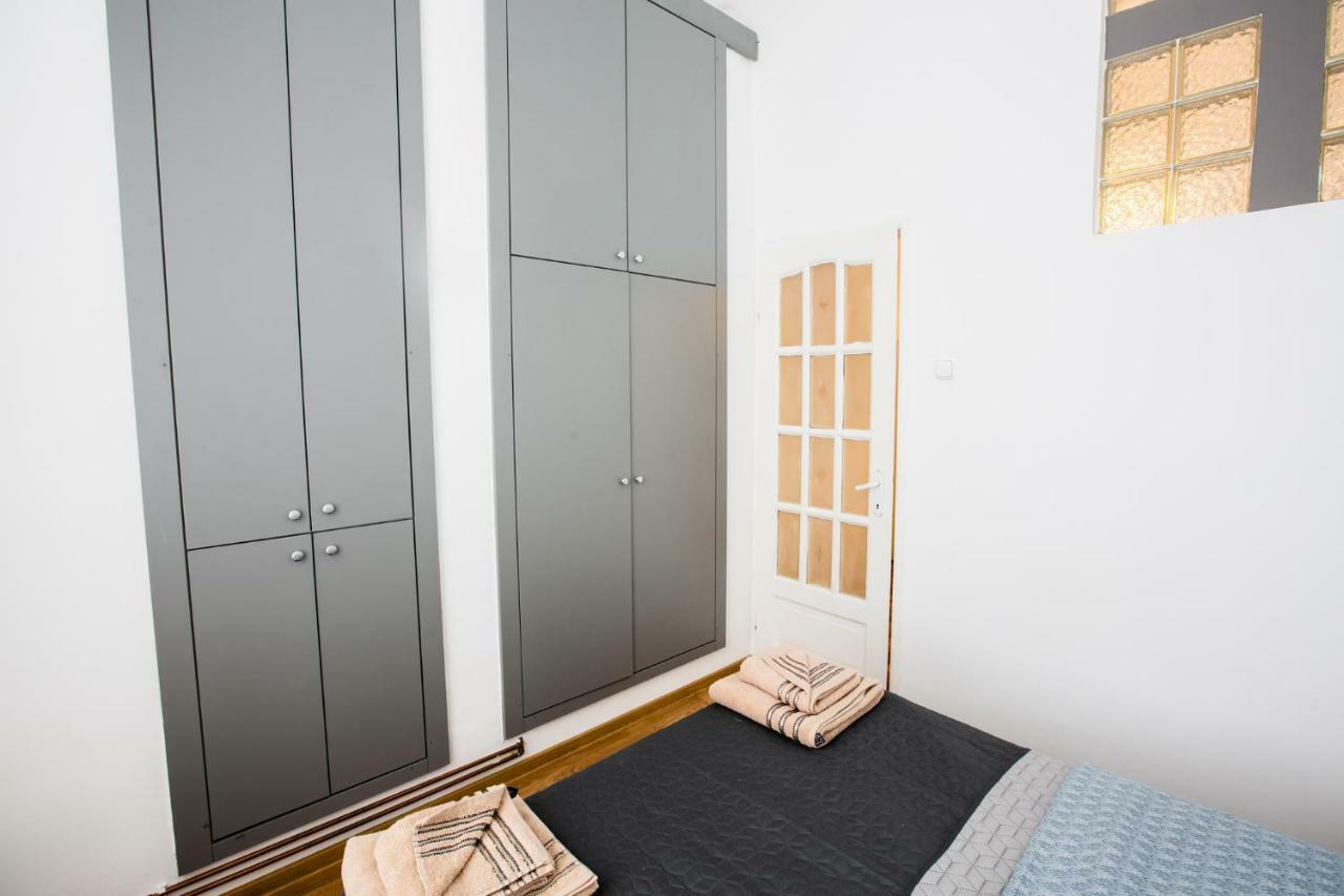Art Downtown Alecsandri St Luxury Apartment 拉迪亚 外观 照片
